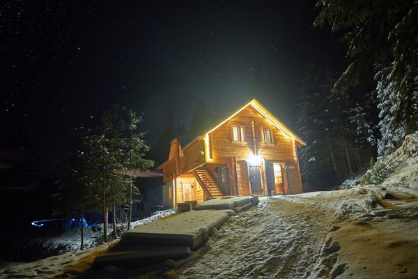 Louer un chalet de luxe : les avantages de faire ce choix